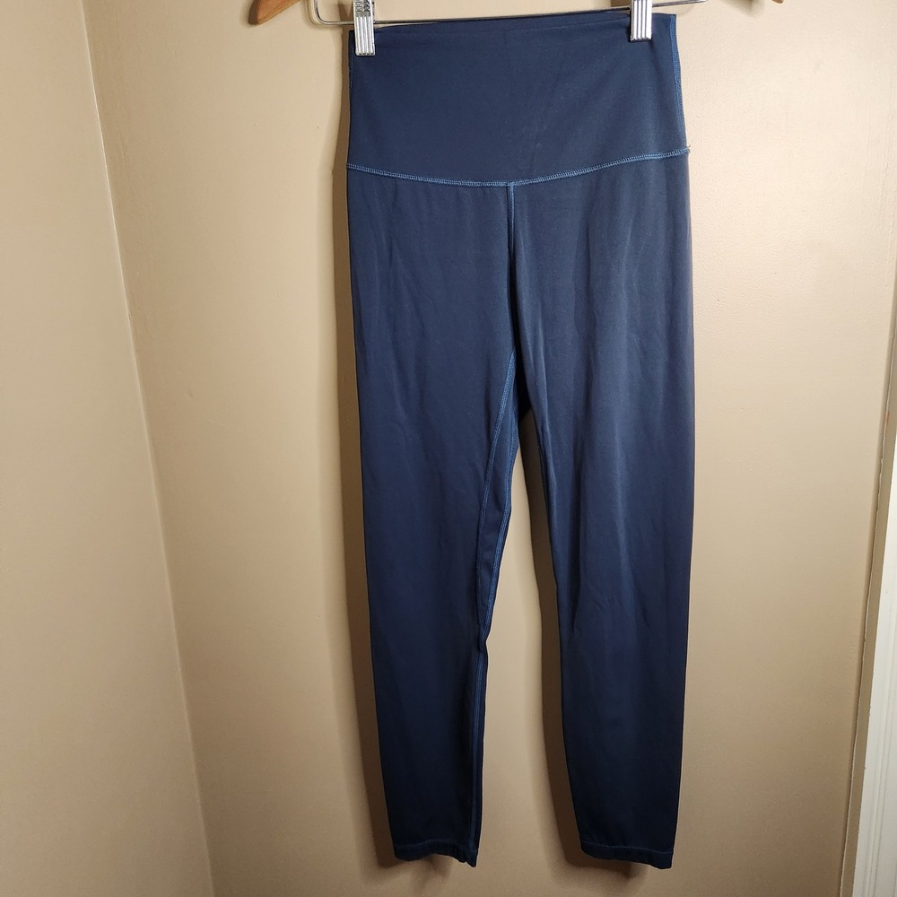 Born Primitive Your go to Legging Navy Blue Size Medium M